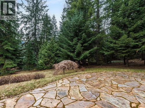 3179 Heddle Road, Nelson, BC - Outdoor