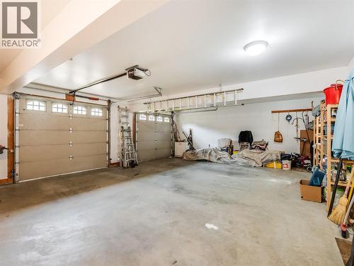 3179 Heddle Road, Nelson, BC - Indoor Photo Showing Garage