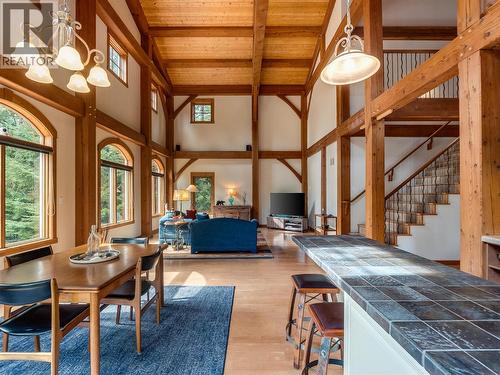 3179 Heddle Road, Nelson, BC - Indoor