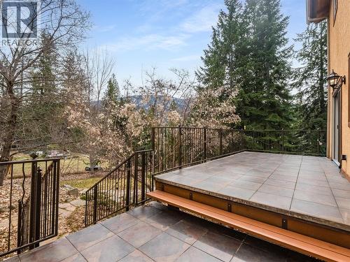 3179 Heddle Road, Nelson, BC - Outdoor