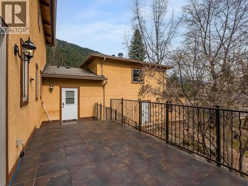 3179 Heddle Road, Nelson, BC - Outdoor