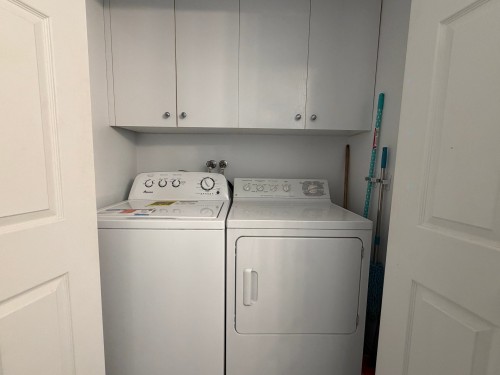 Salle de lavage - 404-850 Rue Muir, Montréal (Saint-Laurent), QC - Indoor Photo Showing Laundry Room