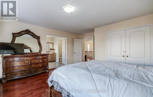 5 Treegrove Crescent, Brampton, ON - Indoor Photo Showing Bedroom