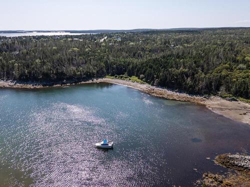 Zm No 7 Highway, Murphy Cove, NS 
