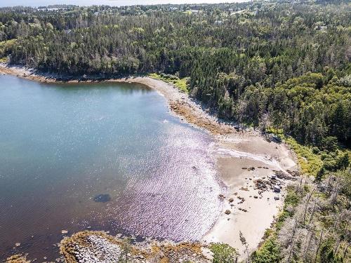 Zm No 7 Highway, Murphy Cove, NS 