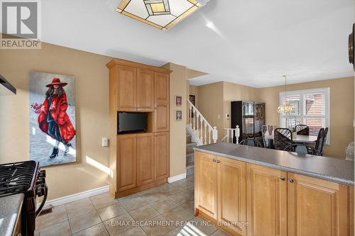 30 Basin Crescent, Hamilton, ON - Indoor