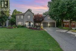 9 FLANDERS Drive  Waterdown, ON L8B 0G6