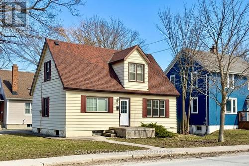 273 COLLEGE STREET  Kingston (Central City East), ON K7L 4M1