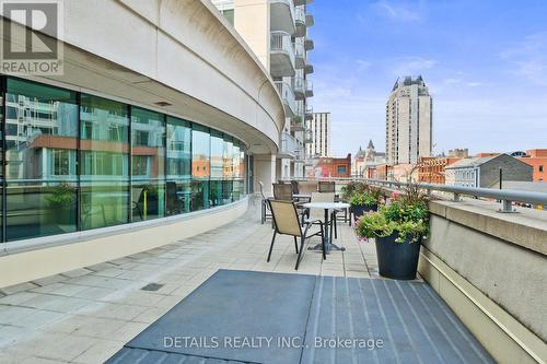 Join friends on the outdoor terrace! - 1202 - 200 Rideau Street, Ottawa, ON - Outdoor