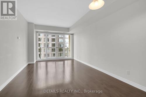 Open concept dining and living area. - 1202 - 200 Rideau Street, Ottawa, ON - Indoor Photo Showing Other Room