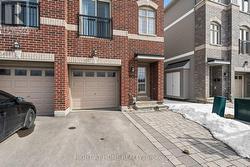 161 CAMDEN PRIVATE Ottawa, ON K2J 6J1