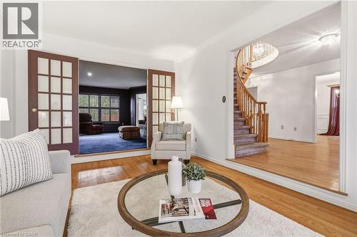 4150 Millcroft Park Drive, Burlington, ON - Indoor Photo Showing Living Room