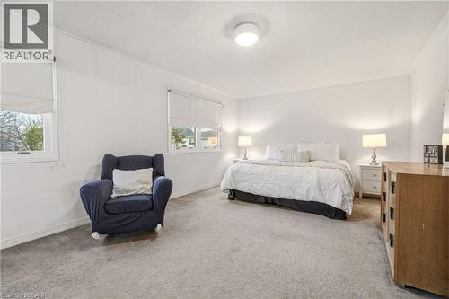 4150 Millcroft Park Drive, Burlington, ON - Indoor Photo Showing Bedroom