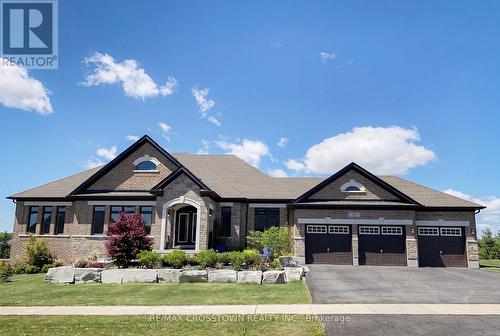 22 STEWART CRESCENT  Essa, ON L0L 2N0