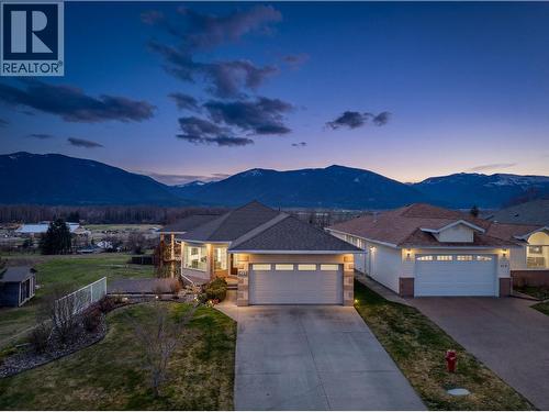 423 6th Avenue S  Creston, BC V0B 1G3