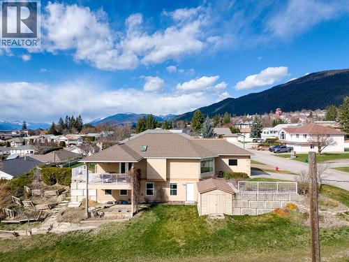 423 6Th Avenue S, Creston, BC - Outdoor With View
