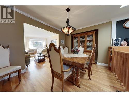 423 6Th Avenue S, Creston, BC - Indoor Photo Showing Dining Room