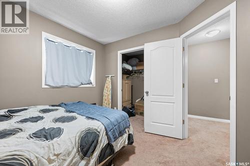 411 3826 Dewdney Avenue E, Regina, SK - Indoor Photo Showing Bedroom