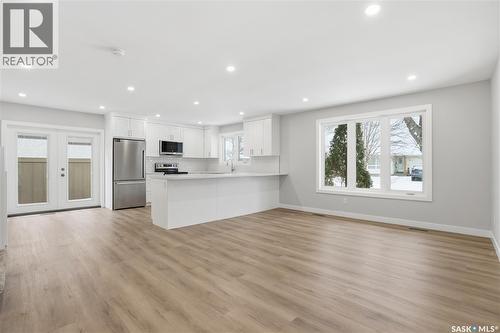 31 Newstead Avenue, Regina, SK - Indoor Photo Showing Kitchen With Upgraded Kitchen