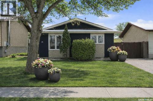 31 Newstead Avenue, Regina, SK - Outdoor