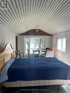 Bedroom 1 - 