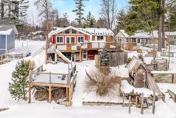 43 SUNNYSIDE LANE Wasaga Beach, ON L9Z 2M5