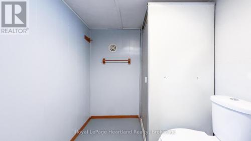 10 Bissett Court, Goderich (Goderich (Town)), ON - Indoor Photo Showing Bathroom