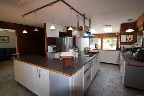 5904 Garvin Rd, Union Bay, BC 
