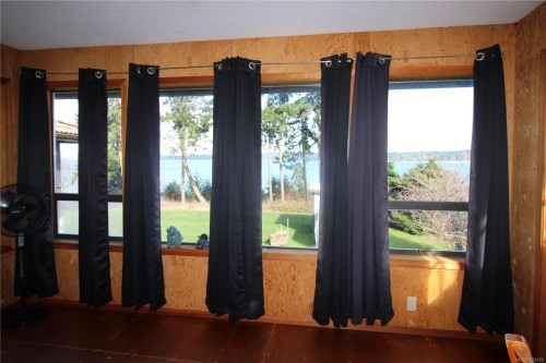 5904 Garvin Rd, Union Bay, BC 