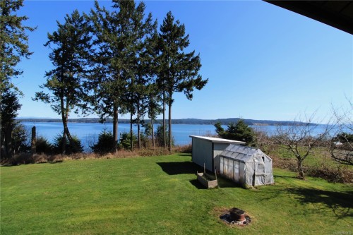 5904 Garvin Rd, Union Bay, BC 