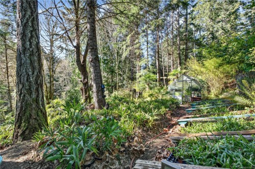 2470 North End Rd, Salt Spring, BC 