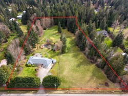 2495 Huband Rd Courtenay, BC V9J 1L6