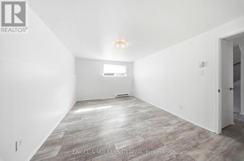 311 Presland Road, Ottawa, ON - Indoor Photo Showing Other Room