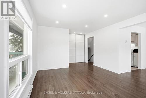 311 Presland Road, Ottawa, ON - Indoor Photo Showing Other Room
