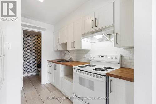 311 Presland Road, Ottawa, ON - Indoor Photo Showing Kitchen With Double Sink