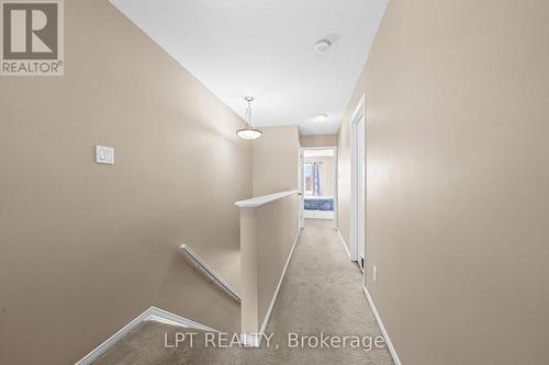 902 Longfields Drive, Ottawa, ON - 