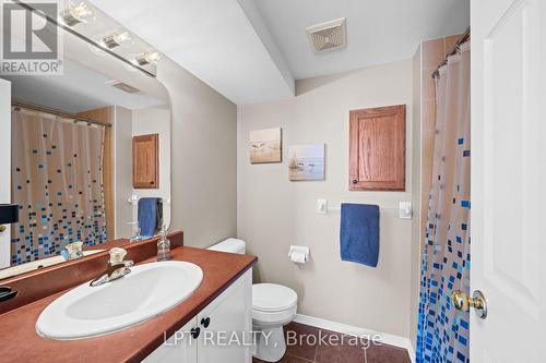 902 Longfields Drive, Ottawa, ON - Indoor Photo Showing Bathroom