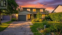 2486 OAK ROW CRESCENT  Mississauga, ON L5L 1P4