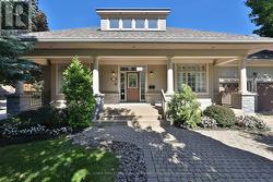 27 - 2165 STAVEBANK ROAD  Mississauga, ON L5C 1T3