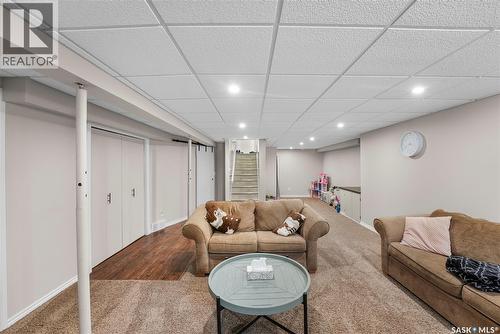 60 Empress Drive, Regina, SK - Indoor