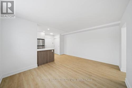 UNIT A - 993 O'CONNOR DRIVE , Toronto (O'Connor-Parkview), Ontario M4B 2T1 4