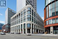 2206 - 470 FRONT STREET Toronto, ON M5V 0V6