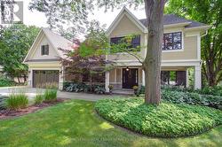 461 COPELAND COURT  Oakville, ON L6J 4B8