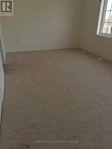 2565 Mojave Path, Oshawa, ON - Indoor Photo Showing Other Room