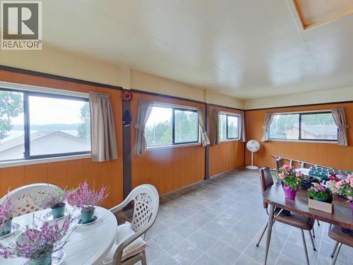 3284 Cariboo Ave, Powell River, BC - Indoor