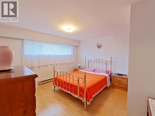 3284 Cariboo Ave, Powell River, BC - Indoor Photo Showing Bedroom
