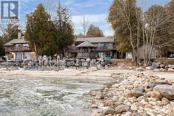 225 CEDAR AVENUE Meaford, ON N4L 1W5