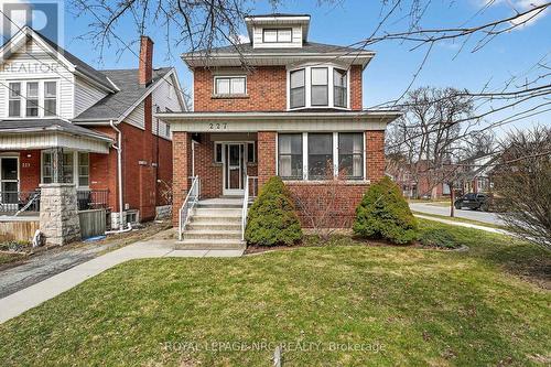 227 Cumberland Avenue, Hamilton, ON - Outdoor With Facade