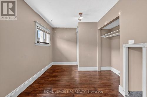 227 Cumberland Avenue, Hamilton, ON - Indoor Photo Showing Other Room