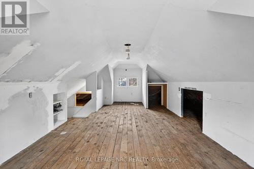 227 Cumberland Avenue, Hamilton, ON - Indoor Photo Showing Other Room